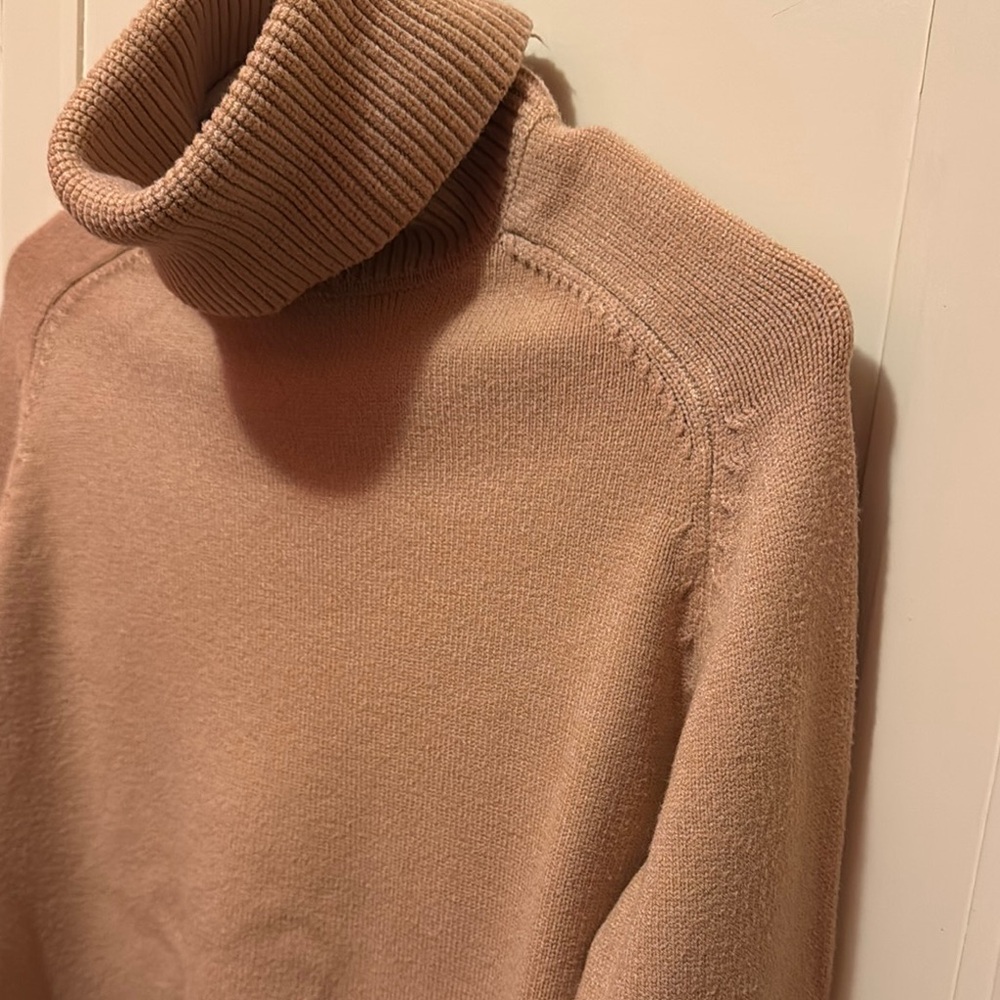 CLEANOUT SALE LAST DAY⭐️NWT Cozy Tan Turtleneck Sweater - Picture 3 of 3